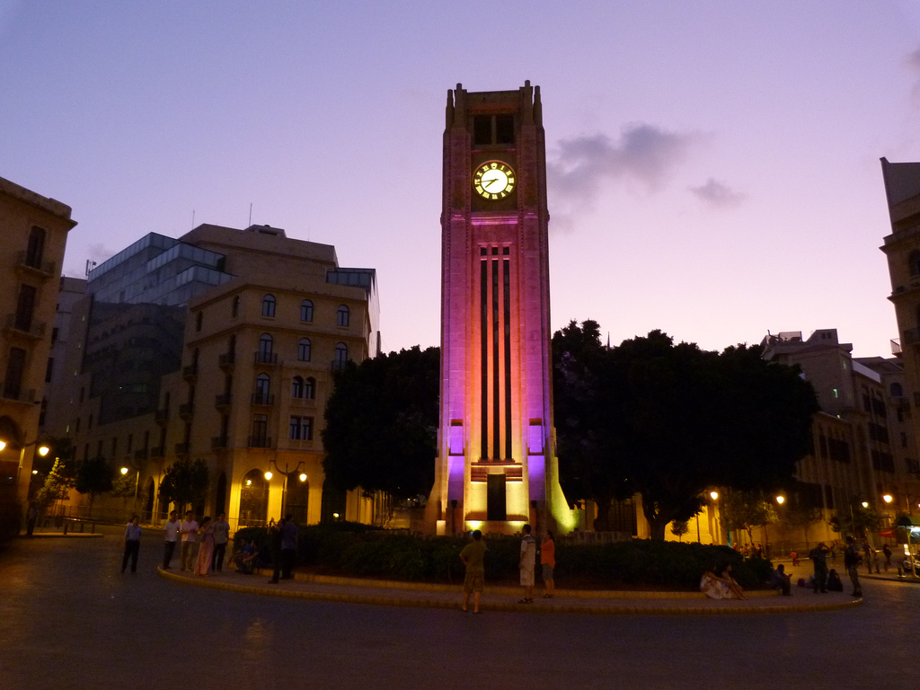 Am Place de l'etoile werden die frisch gewählten Parlamentarier nach den Wahlen im Libanon ein und ausgehen. Am Platz im Herzen Beiruts steht nämlich das libanesische Parlament. (Foto: Stefan Binder)