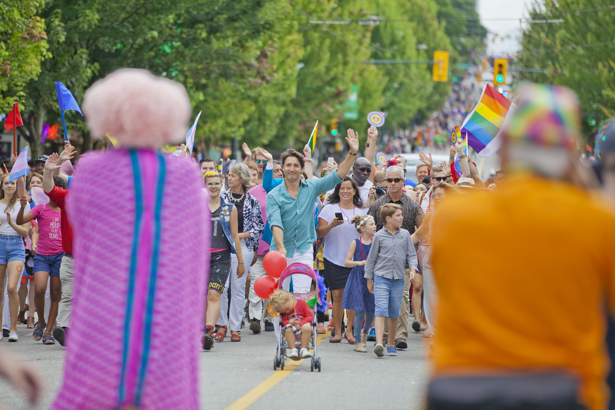 Premierminister Justin Trudeau auf der Regenborgenparade im Jahr 2016